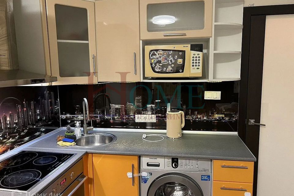 Сдаётся 1-комнатная квартира, 40 м²