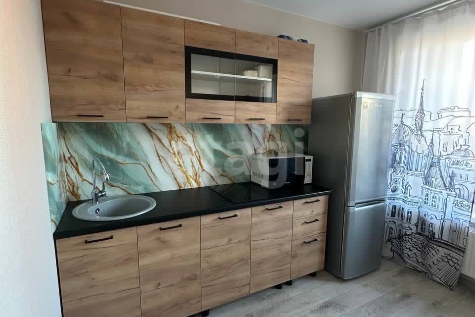 Сдаётся 2-комнатная квартира, 60 м²