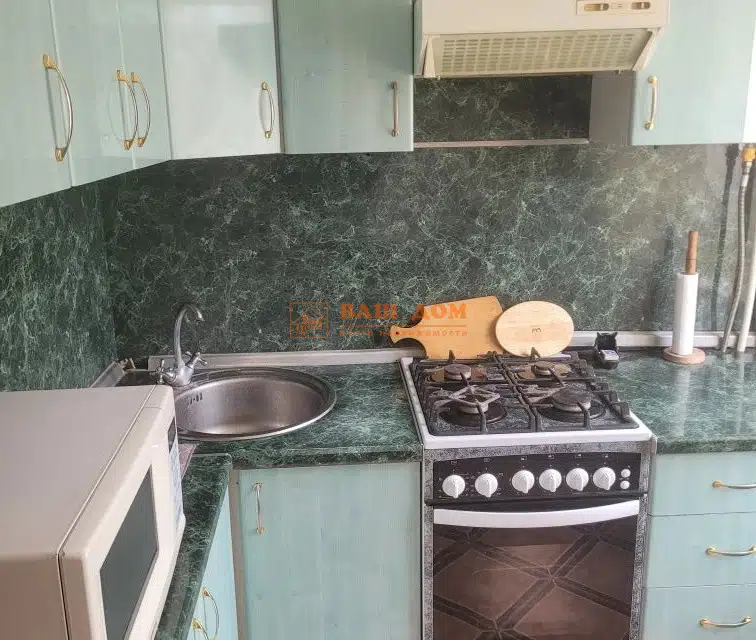 Продаётся 3-комнатная квартира, 57 м²