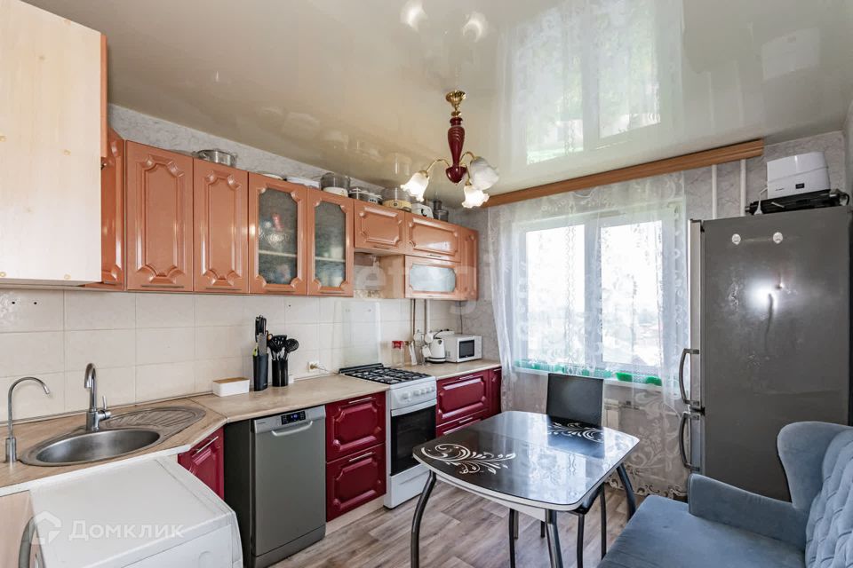 Продаётся 4-комнатная квартира, 82.2 м²