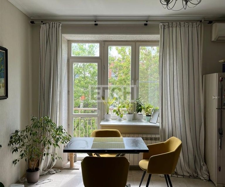 Продаётся 3-комнатная квартира, 76.8 м²