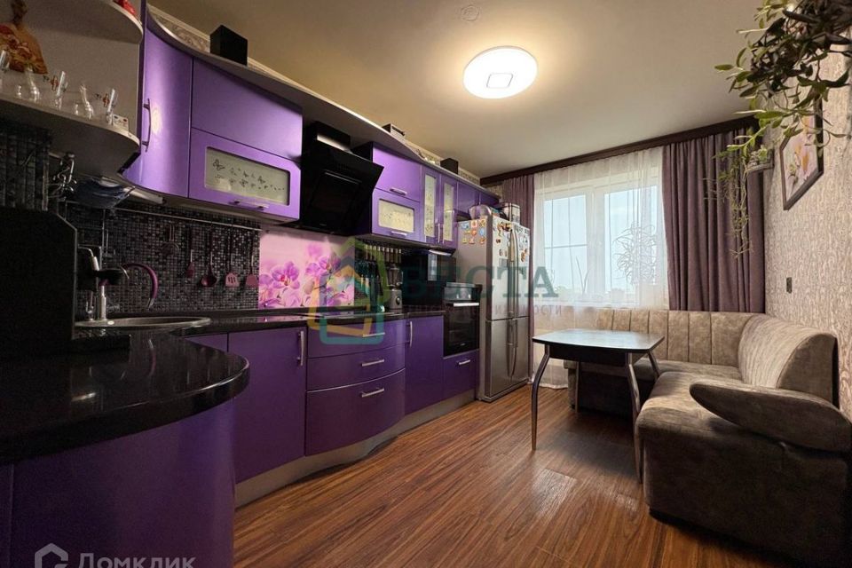 Продаётся 3-комнатная квартира, 77.6 м²
