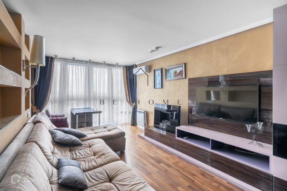 Продаётся 2-комнатная квартира, 56.1 м²