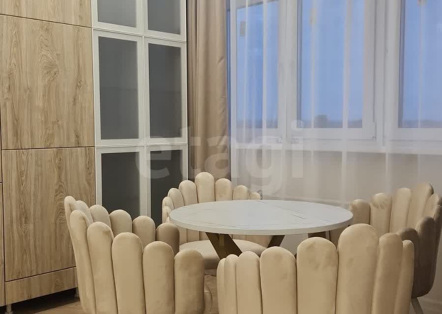 Продаётся 3-комнатная квартира, 83.4 м²