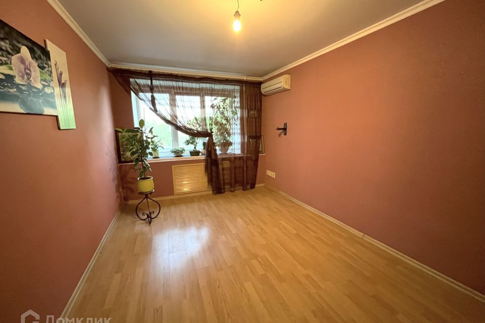 Продаётся 3-комнатная квартира, 61.1 м²