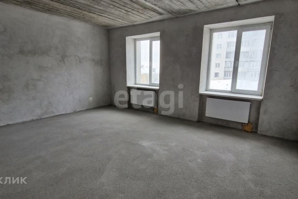 Продаётся 3-комнатная квартира, 112 м²