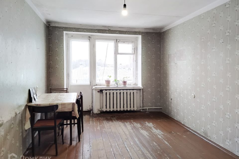 Продаётся 3-комнатная квартира, 51.3 м²