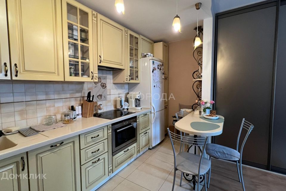 Продаётся 1-комнатная квартира, 41 м²