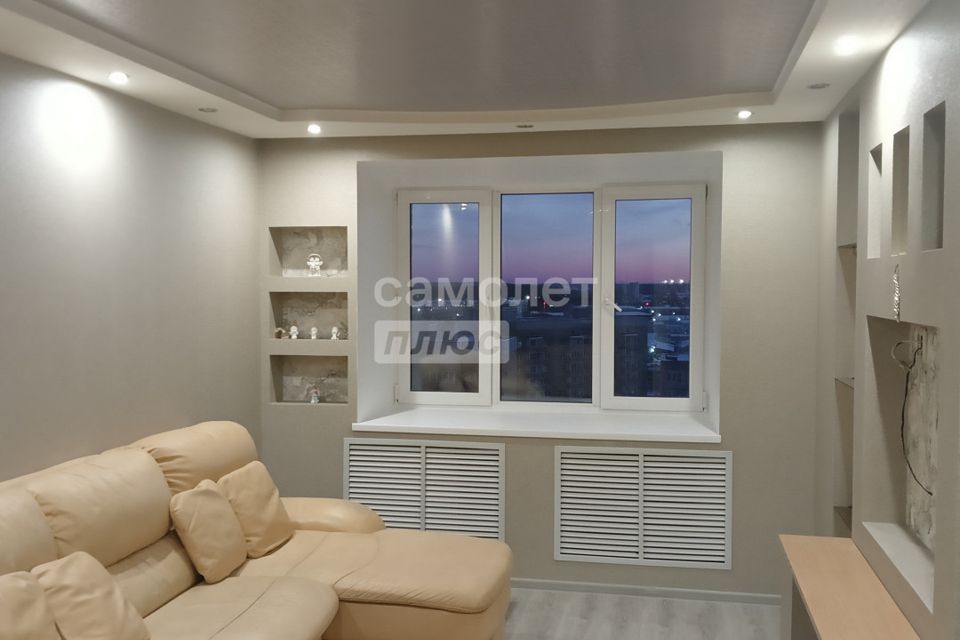 Продаётся 1-комнатная квартира, 42 м²
