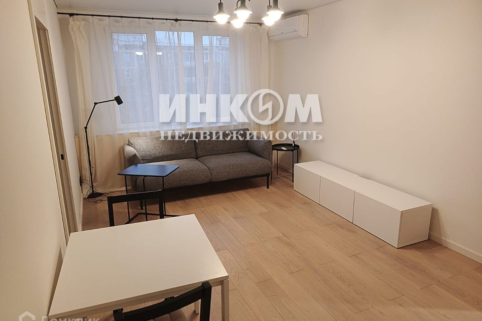 Сдаётся 3-комнатная квартира, 52 м²