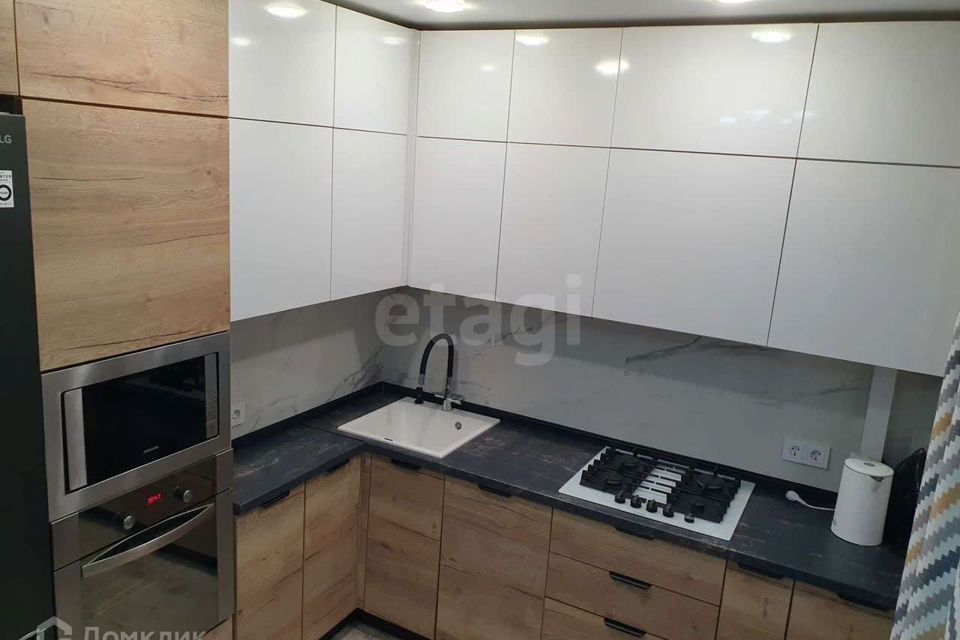 Продаётся 2-комнатная квартира, 58.1 м²