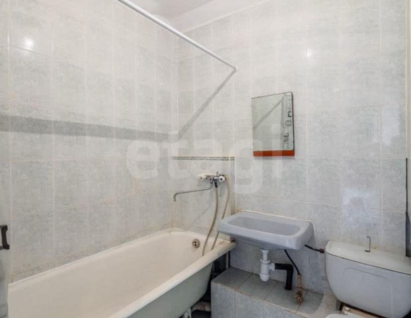 Продаётся 1-комнатная квартира, 37.2 м²