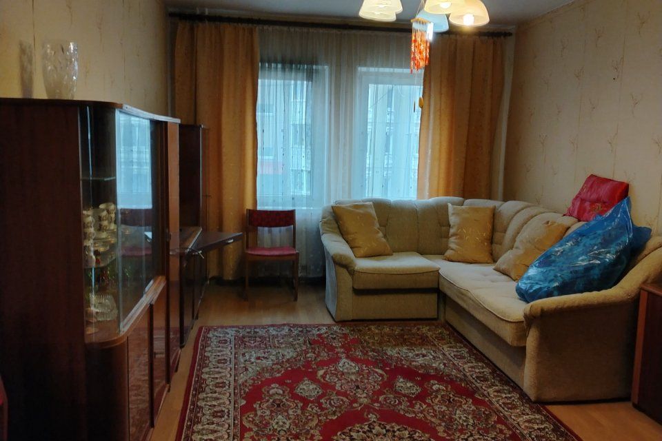 Продаётся 1-комнатная квартира, 48.3 м²