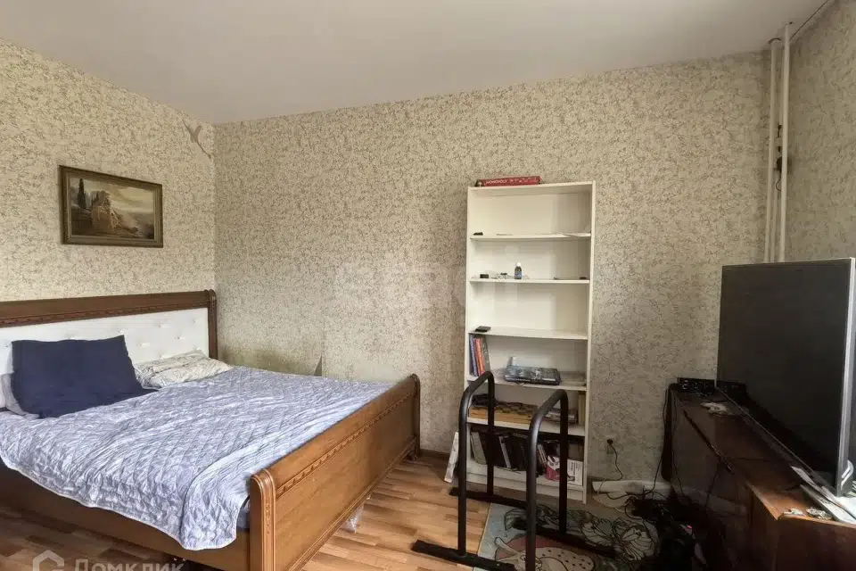 Продаётся 3-комнатная квартира, 102 м²