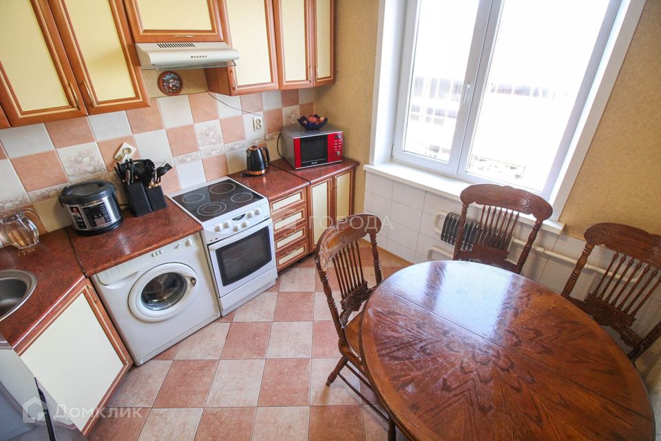 Продаётся 4-комнатная квартира, 85.4 м²