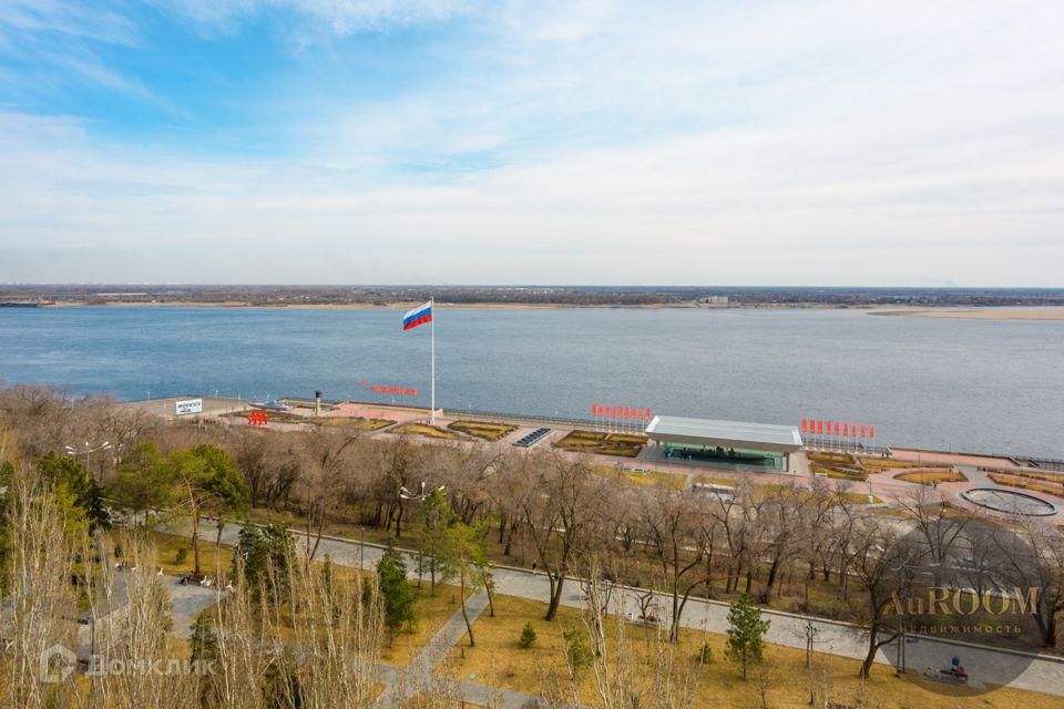 Продаётся 3-комнатная квартира, 101.4 м²