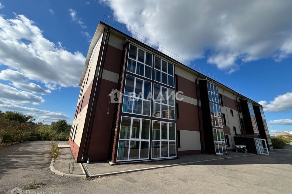 Продаётся 1-комнатная квартира, 46.6 м²
