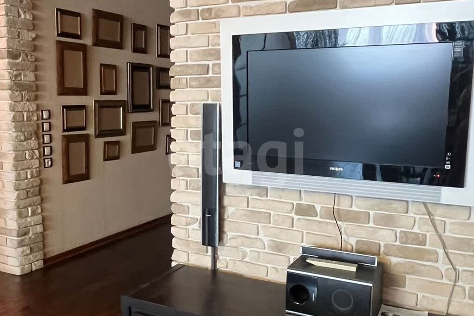 Продаётся 3-комнатная квартира, 100 м²