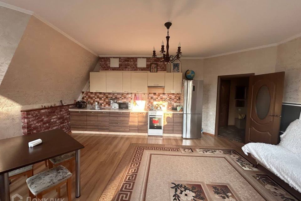 Продаётся 2-комнатная квартира, 70 м²