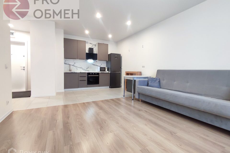 Продаётся 1-комнатная квартира, 42.3 м²