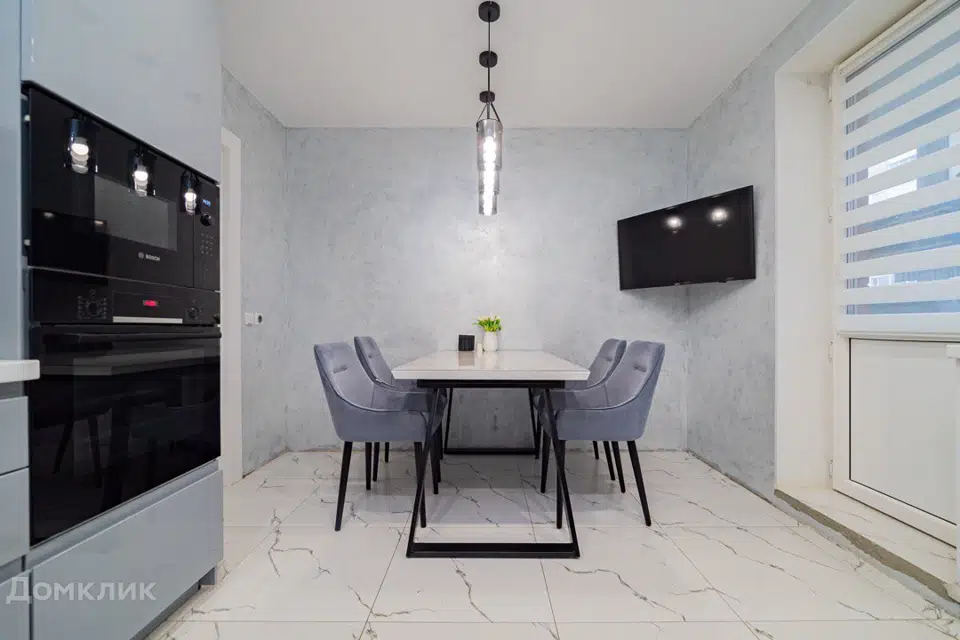 Продаётся 2-комнатная квартира, 72.1 м²