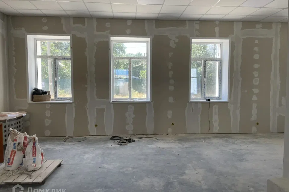 Сдаётся помещение своб. назначения, 200 м²