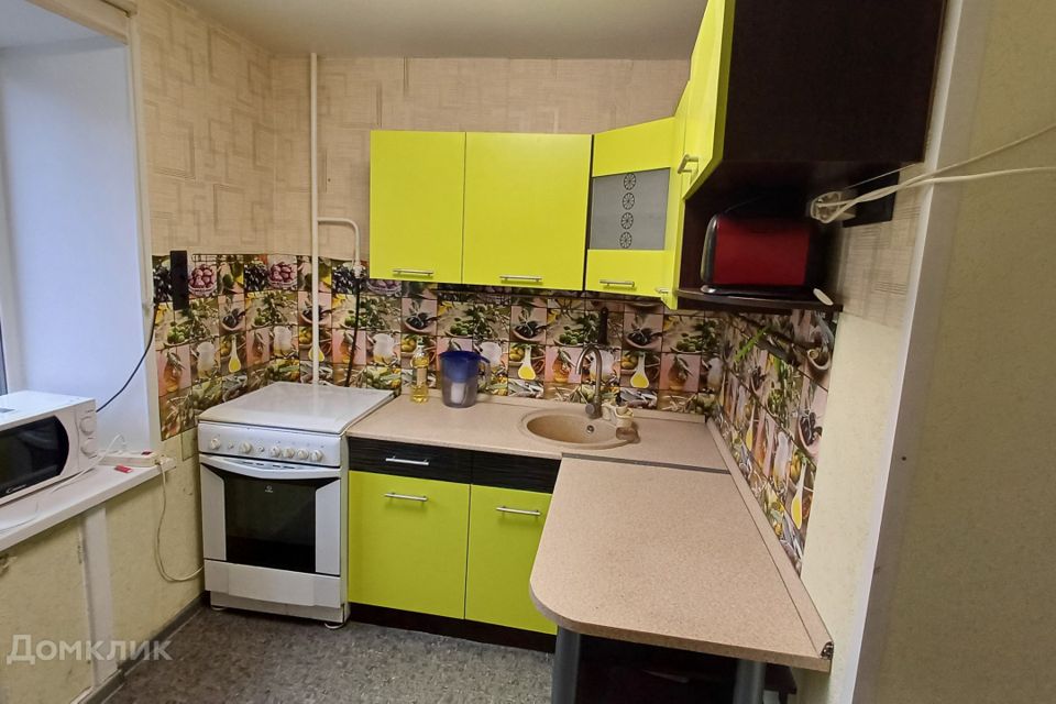 Продаётся 3-комнатная квартира, 61.2 м²