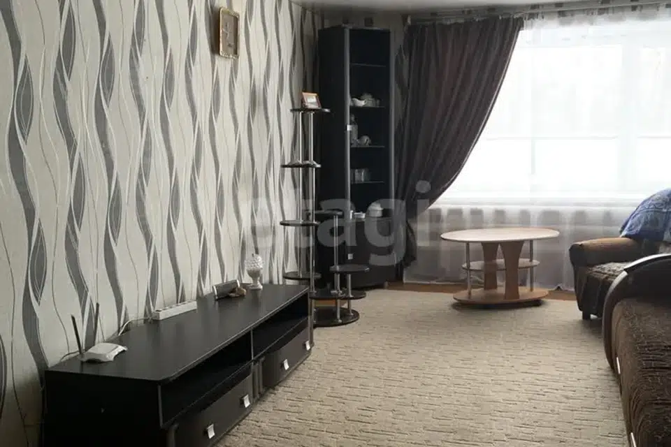 Продаётся 3-комнатная квартира, 92.7 м²