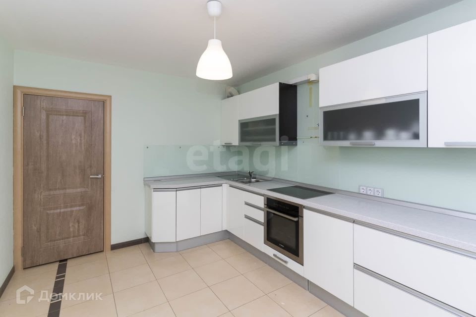 Продаётся 2-комнатная квартира, 74.3 м²