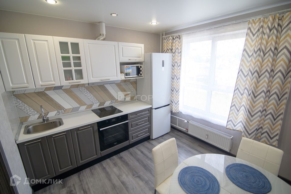 Продаётся 2-комнатная квартира, 47.4 м²