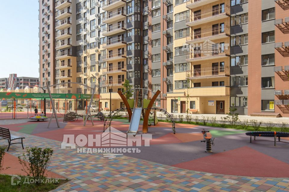 Продаётся 1-комнатная квартира, 37.8 м²
