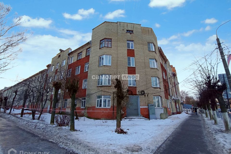 Продаётся 4-комнатная квартира, 71.2 м²