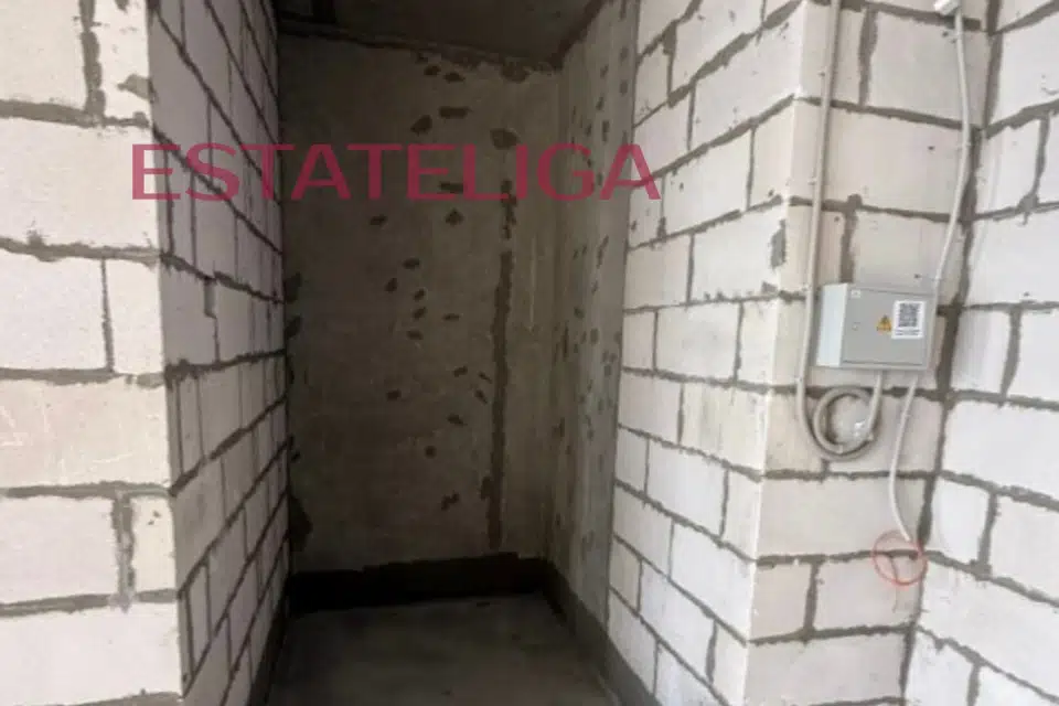 Продаётся студия, 70 м²