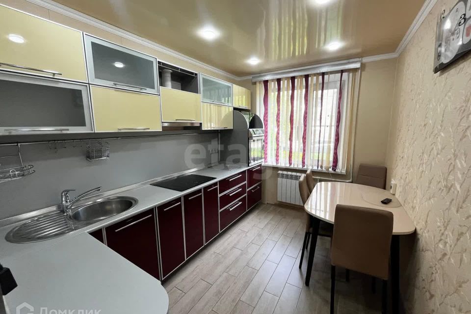 Продаётся 3-комнатная квартира, 62.6 м²