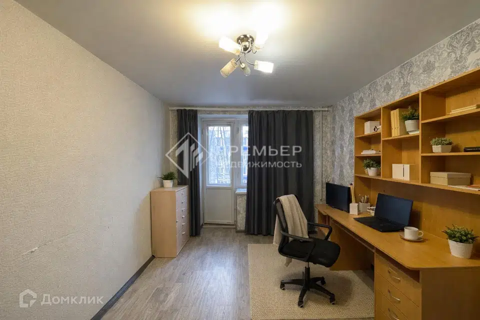 Продаётся 3-комнатная квартира, 60.3 м²