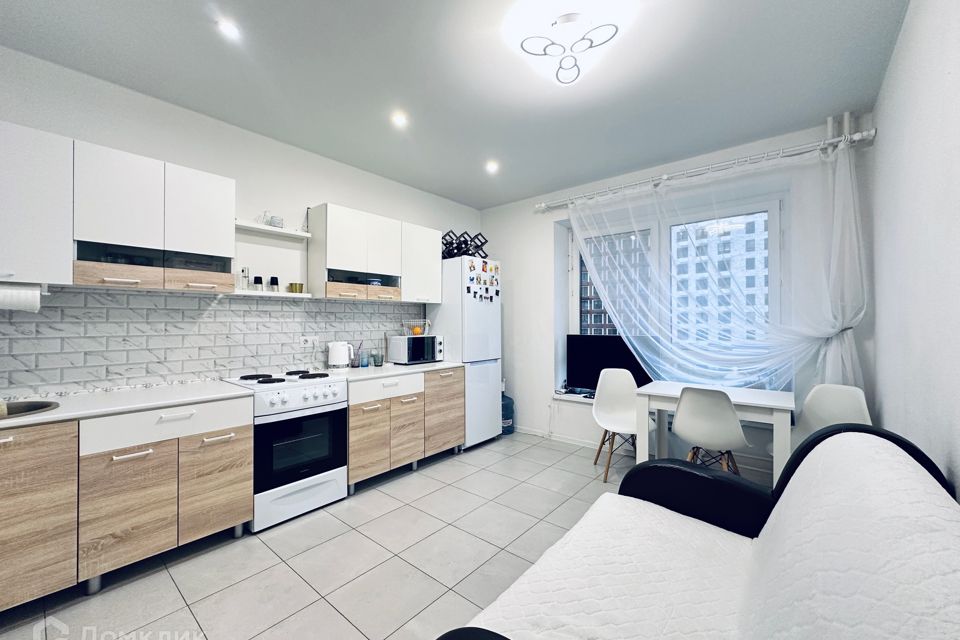 Продаётся 2-комнатная квартира, 59.2 м²