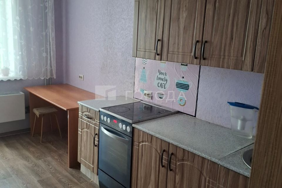 Сдаётся 1-комнатная квартира, 40 м²