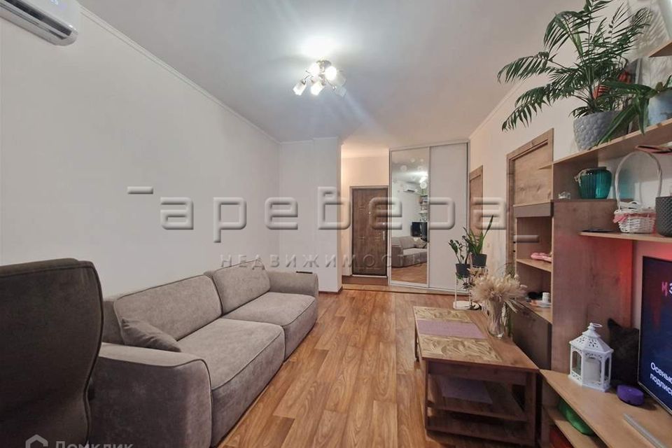 Продаётся 1-комнатная квартира, 37.7 м²