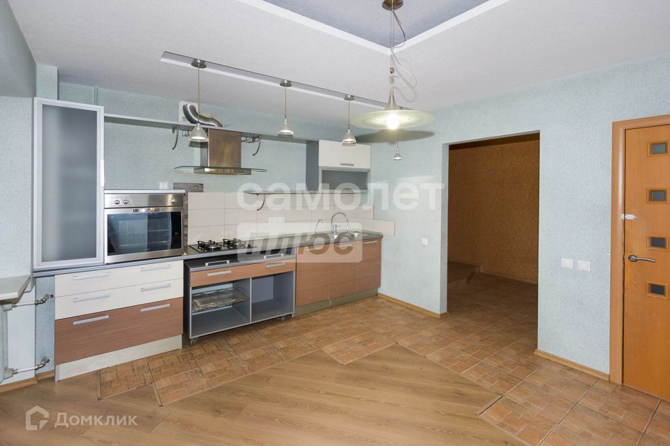 Продаётся 3-комнатная квартира, 98.7 м²