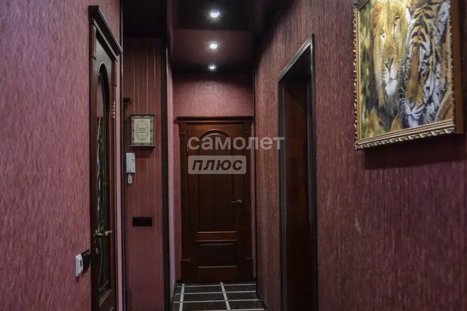 Продаётся 3-комнатная квартира, 104.9 м²