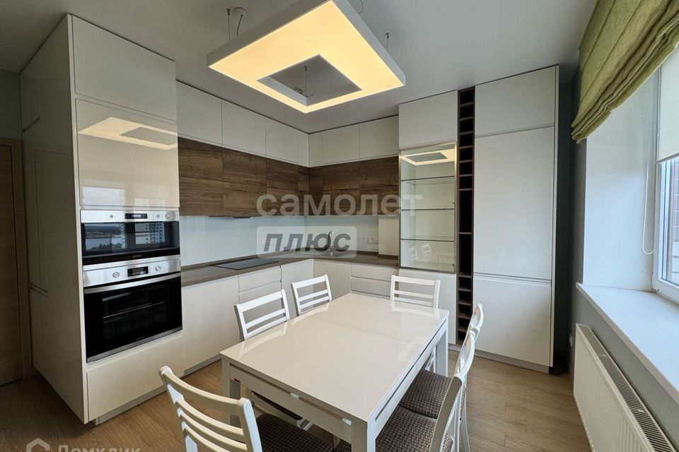 Продаётся 3-комнатная квартира, 89.6 м²