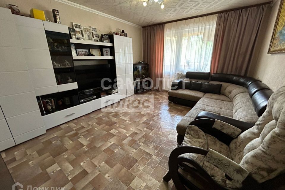 Продаётся 3-комнатная квартира, 59.3 м²