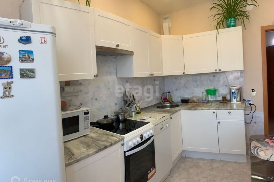 Продаётся 2-комнатная квартира, 58.1 м²