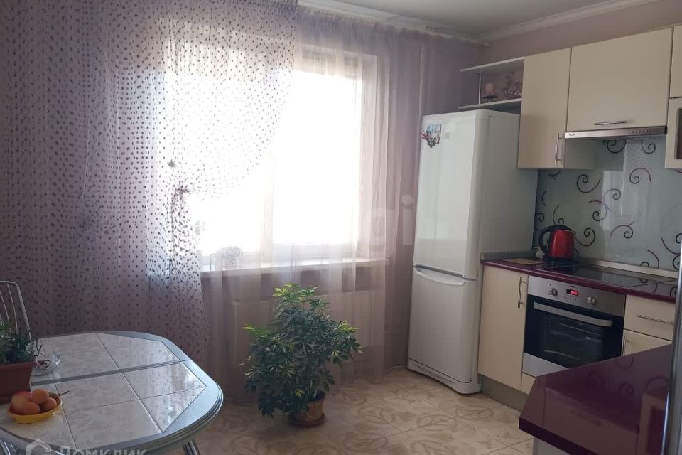 Продаётся 2-комнатная квартира, 55.7 м²