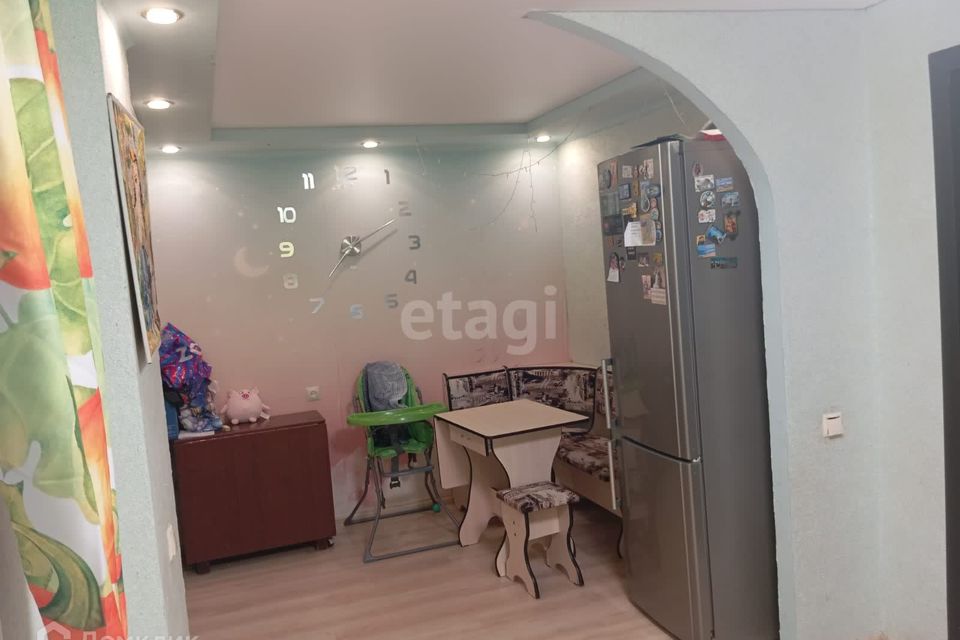 Продаётся 3-комнатная квартира, 58.7 м²