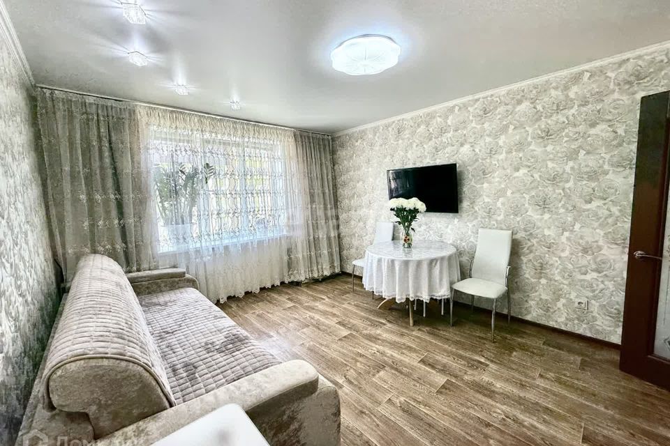 Продаётся 2-комнатная квартира, 53.8 м²