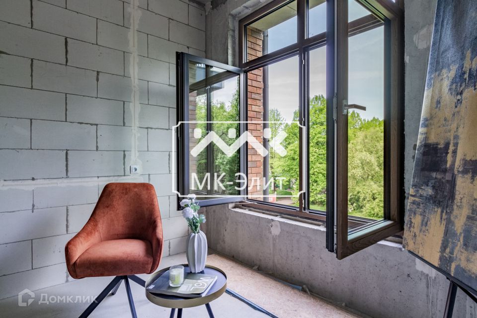 Продаётся 4-комнатная квартира, 132.5 м²