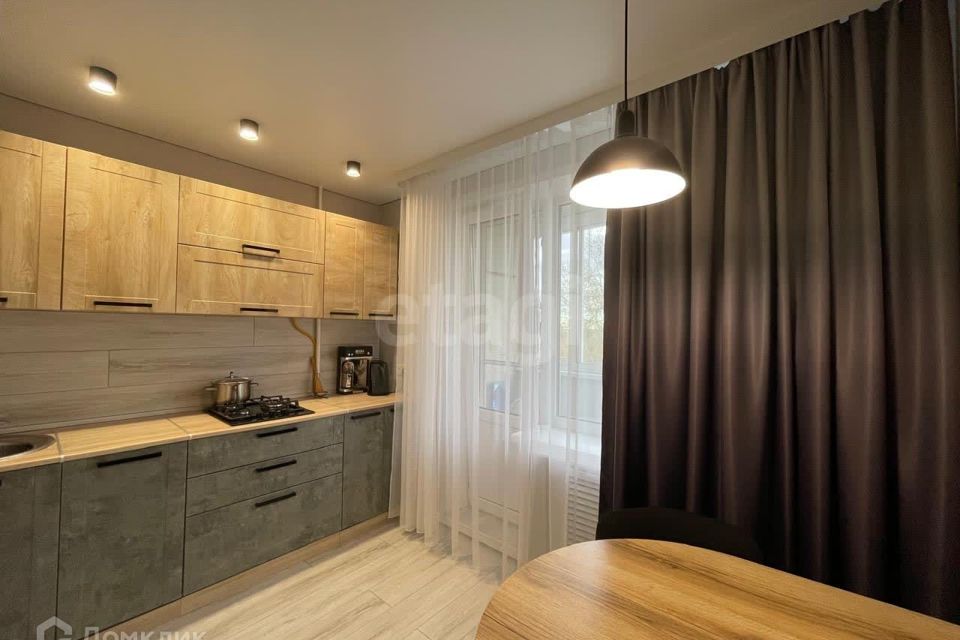 Продаётся 1-комнатная квартира, 37 м²