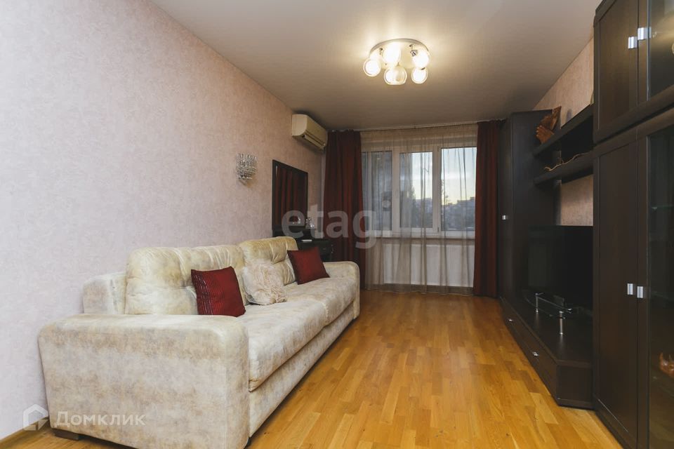 Продаётся 1-комнатная квартира, 37.6 м²