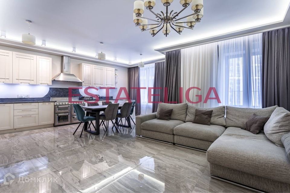 Продаётся 5-комнатная квартира, 157.4 м²